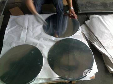 Chine Alliage en aluminium professionnel 1050 du disque ISO9001 1100 1060 3003 cercles en aluminium fournisseur