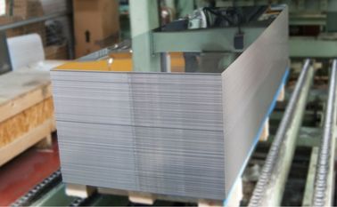 Chine Feuille en aluminium mince polie de bouclier thermique par la coulée continue 1100 1050 1060 3003 5052 6061 fournisseur
