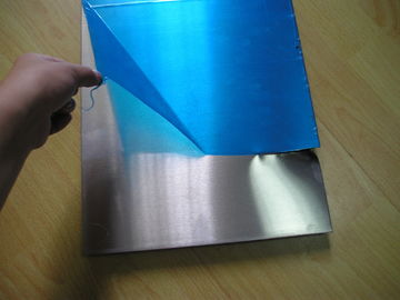 Chine Coverd apprêtent le plat/feuille en aluminium de précision d'alliage avec le film bleu de PVC disponible fournisseur