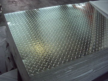 Chine feuille non enduite de relief par plat en aluminium de bande de roulement de miroir de stuc de 2.0mm fournisseur