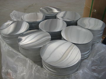 Chine 0.5mm à 3.0mm 1050 1060 doux aucun moulin de disque en aluminium d'impression ont fini l'étirage profond pour des ustensiles de cuisine fournisseur