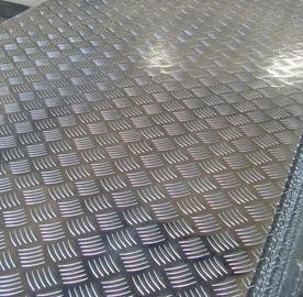 Chine Plat de plancher en aluminium de petit pain 2mm profondément, feuille en aluminium d'Embosssed de plat de bande de roulement fournisseur