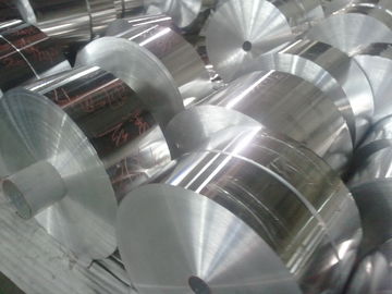 Chine Le moulin zéro de 1235 doubles a fini le petit pain industriel de papier d'aluminium pour l'emballage de nourriture de cigarette fournisseur